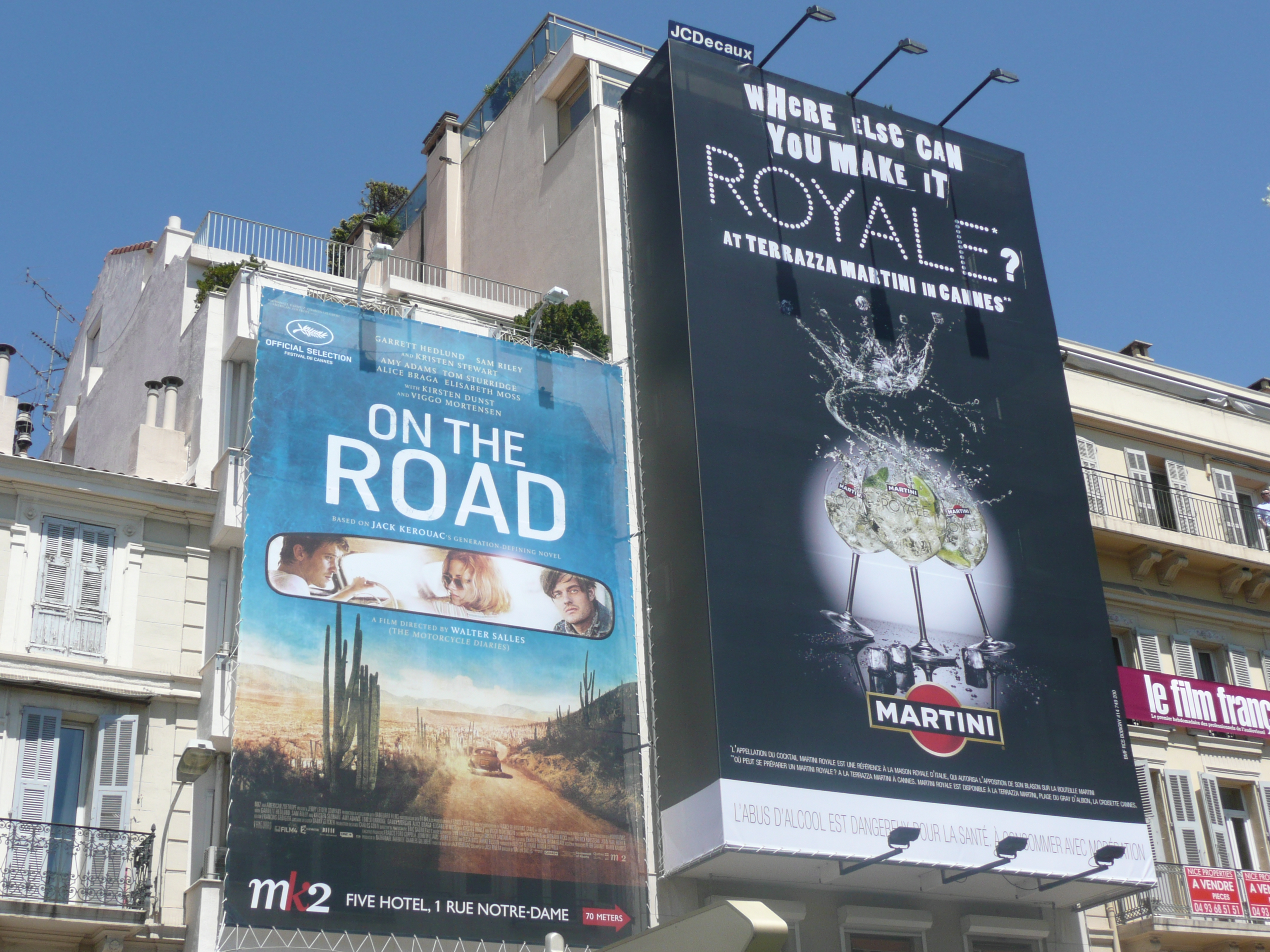 Affiche de "Sur la Route" dans Cannes