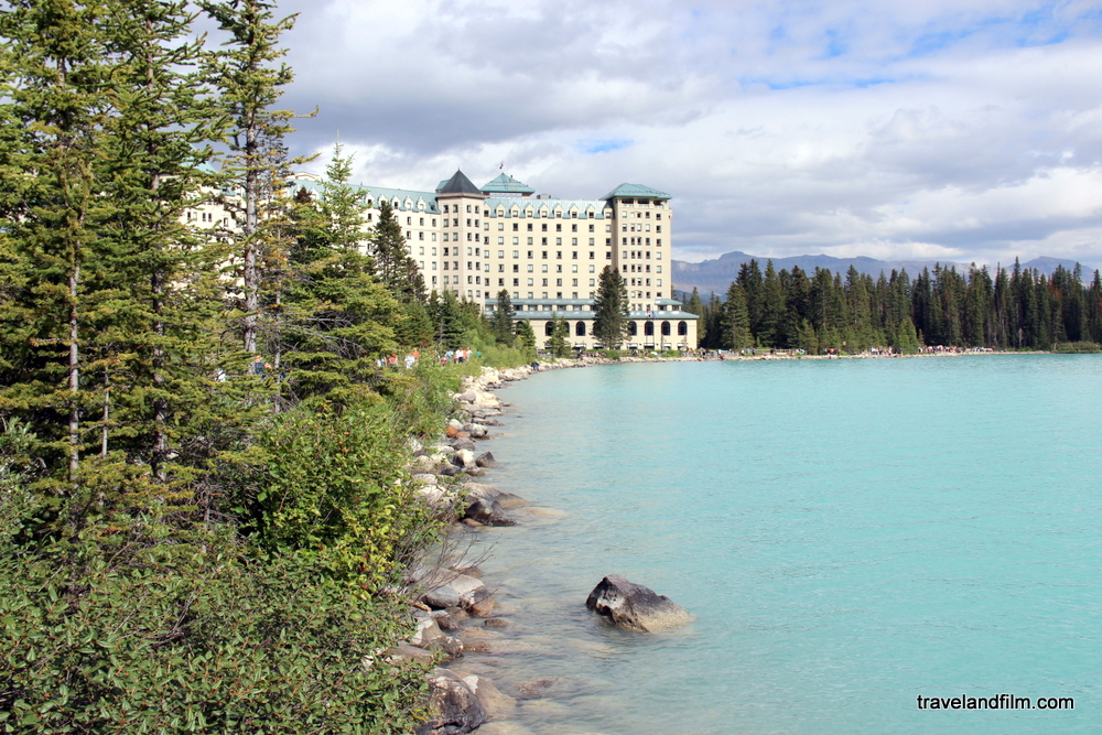 lac-louise-hotel-fairmont-rocheuses-canada