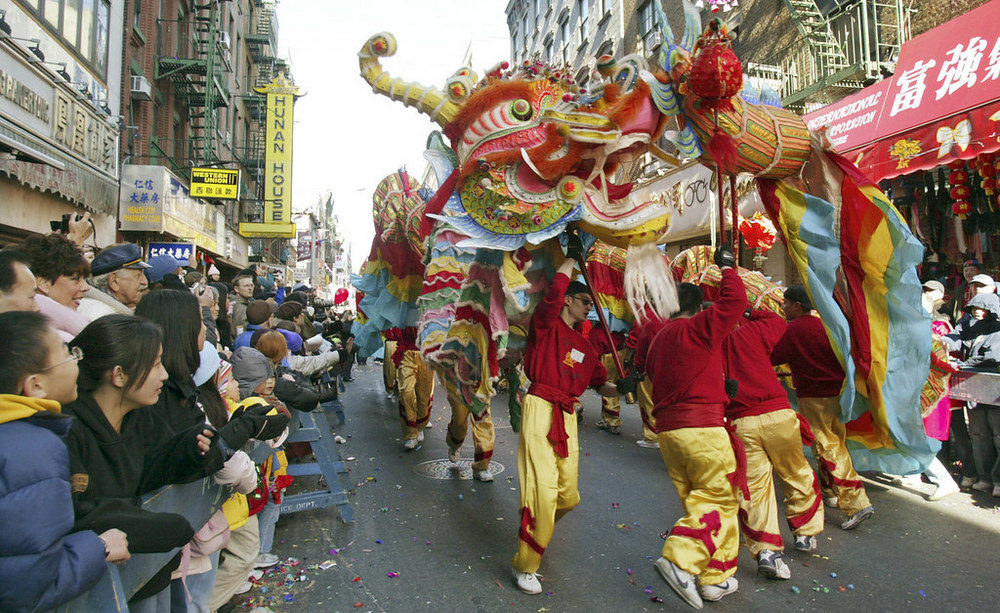 dragon-in-chinatown-nyc-lunar-year