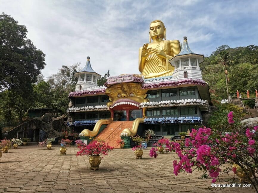 grand-bouddha-dore-dambulla