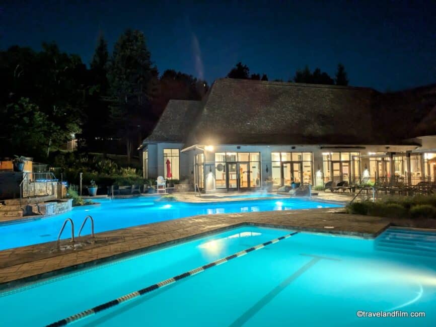 piscine-manoir-richelieu-fairmont
